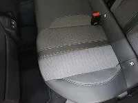 Peugeot 208 — Habitáculo traseiro