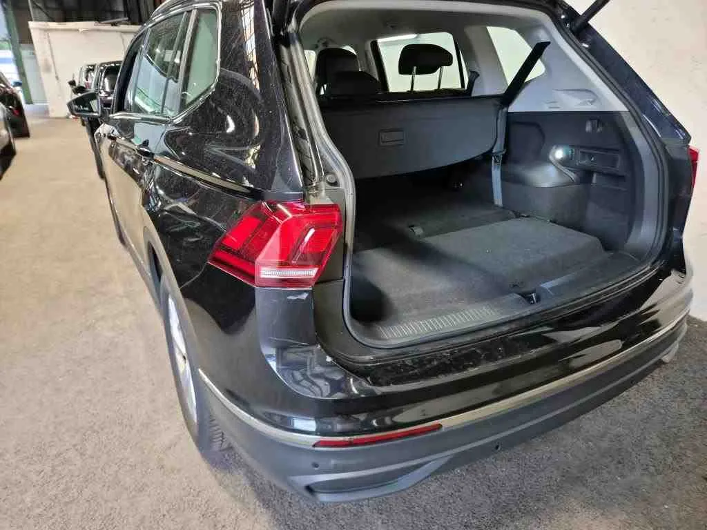 Volkswagen Tiguan — Para-choques traseiro