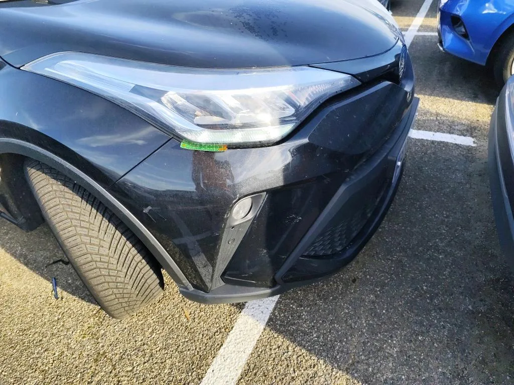 Toyota C-HR — Para-choques dianteiro