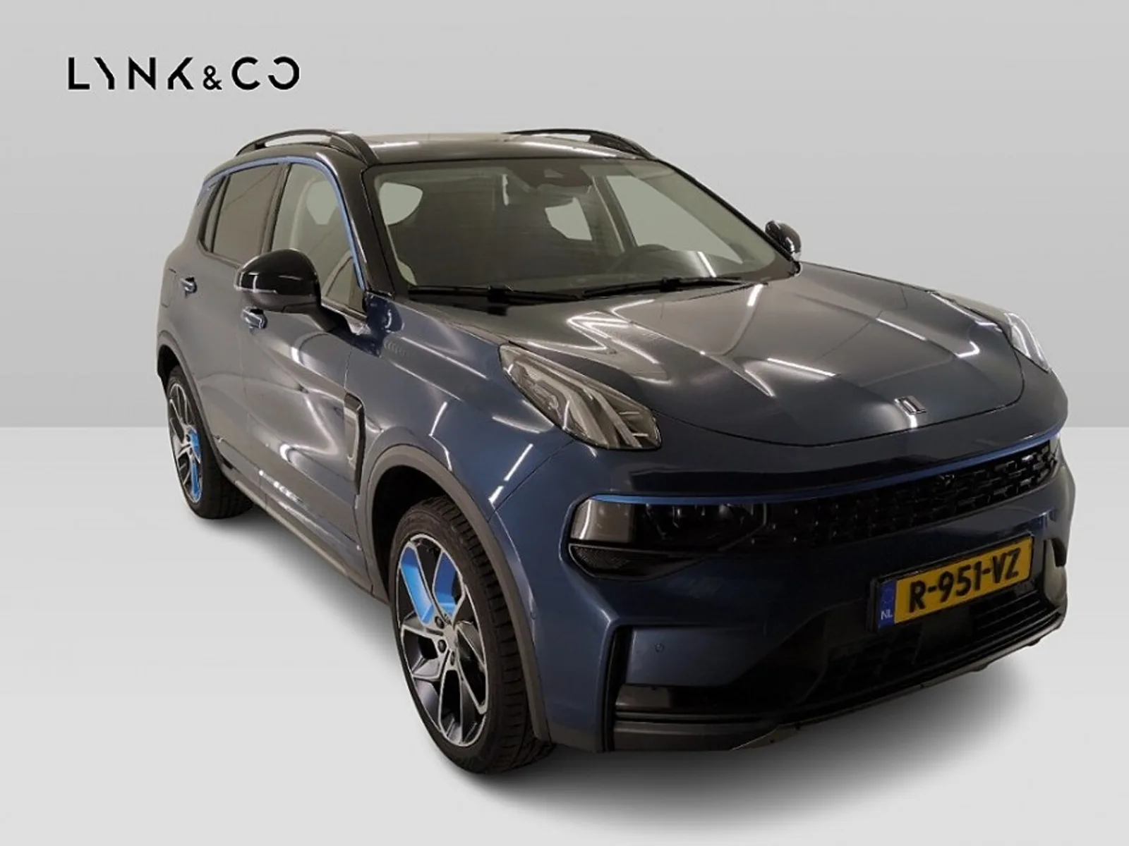 Lynk&Co 01