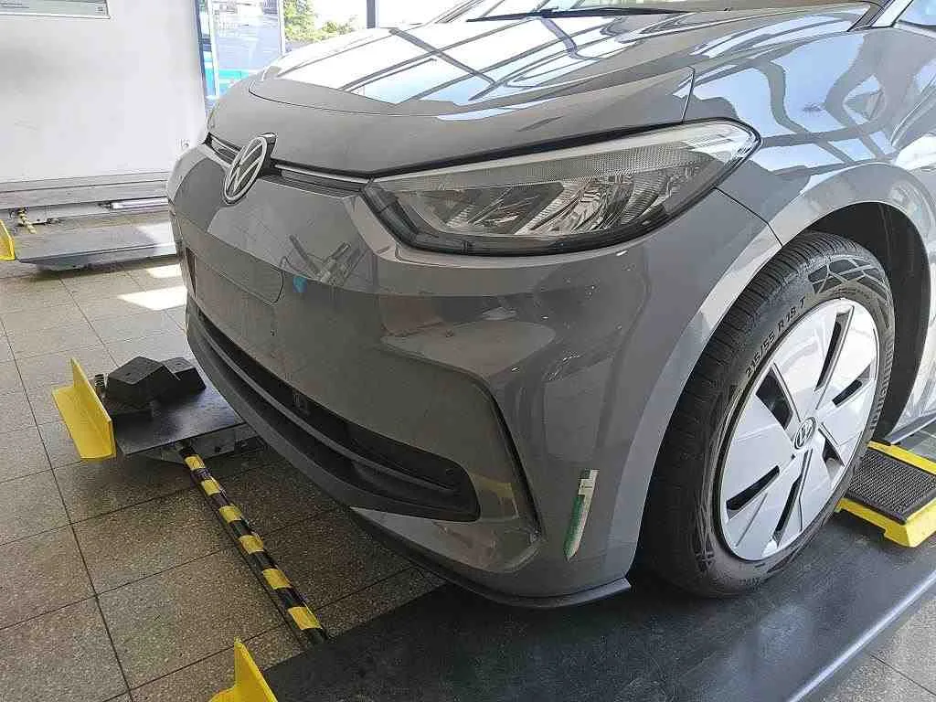 Volkswagen ID.3 — Para-choques dianteiro esquerdo
