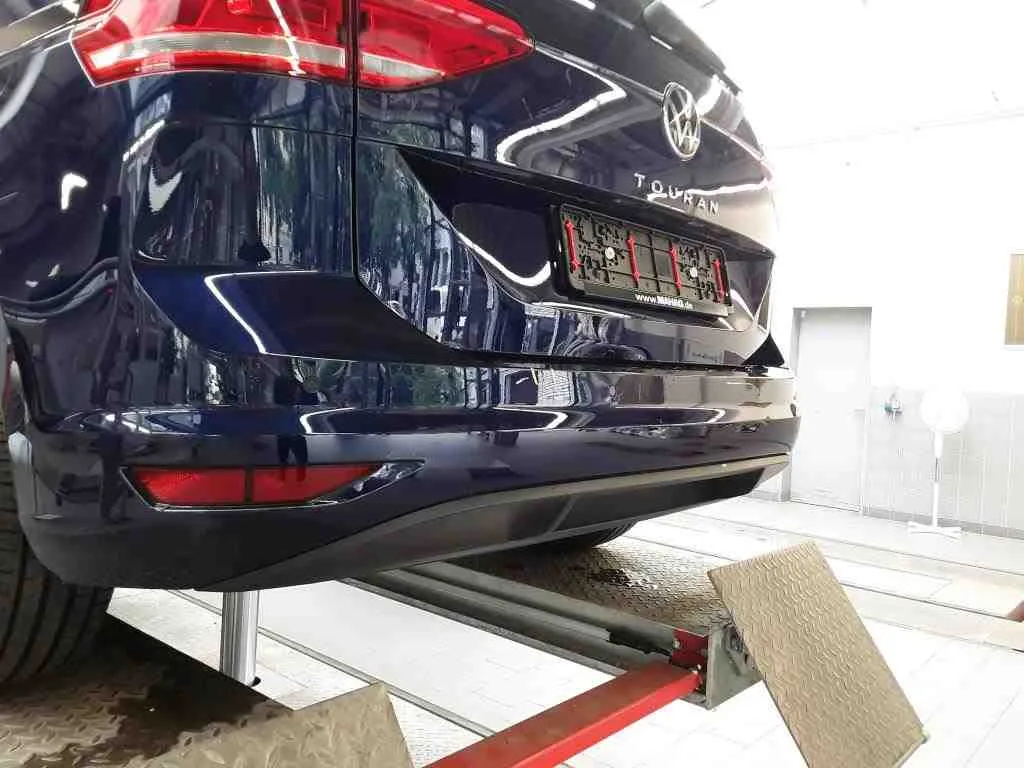 Volkswagen Touran — Para-choques traseiro