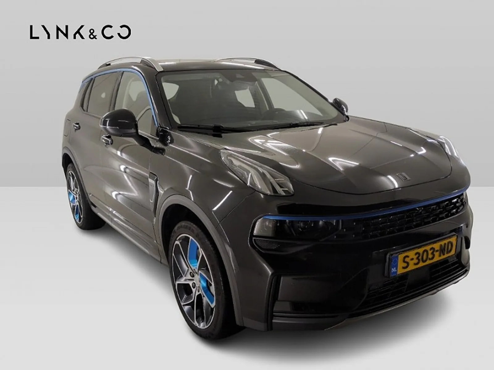 Lynk&Co 01