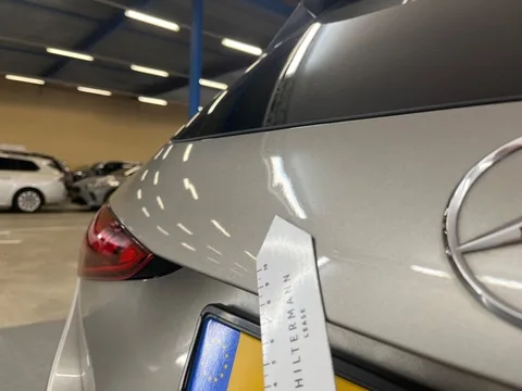 Mercedes-Benz C — Traseira