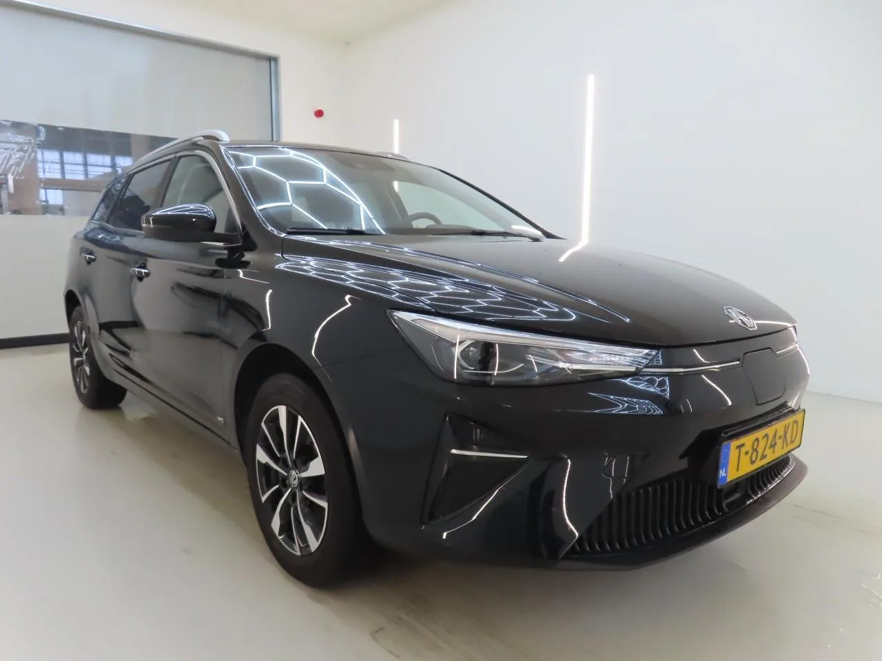 MG MG5