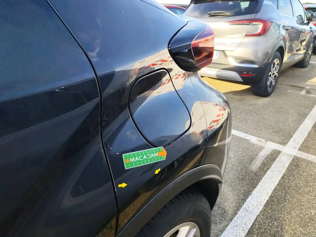 Toyota C-HR — Guarda-lamas traseiro esquerdo