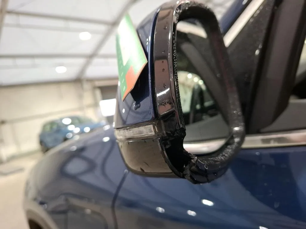 BMW X3 — Base do retrovisor exterior esquerdo