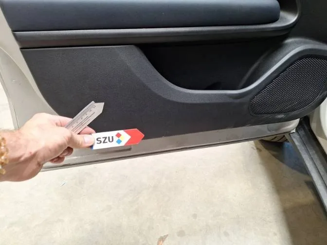 Alfa Romeo Junior — Guarnição interior da porta dianteira esquerda
