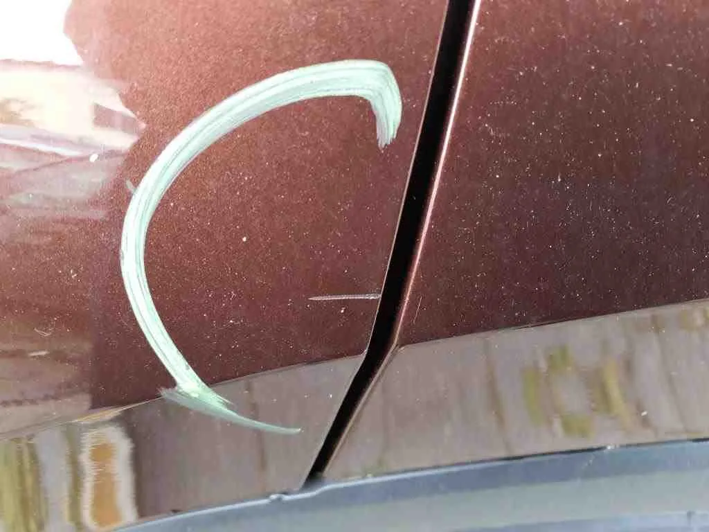 Volkswagen Tiguan — Porta traseira esquerda