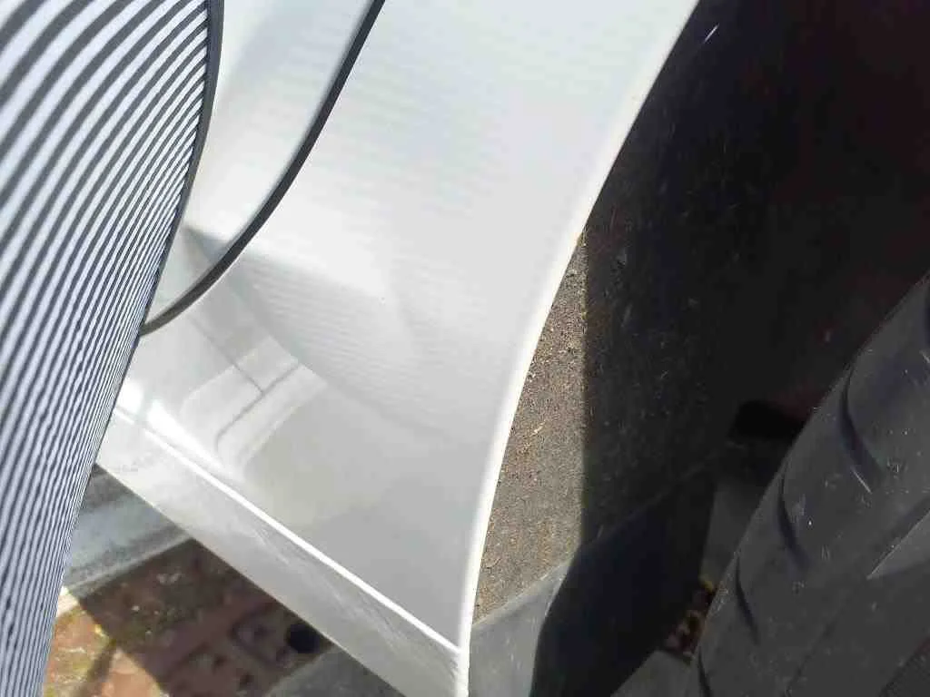 Volkswagen Golf — Painel traseiro esquerdo