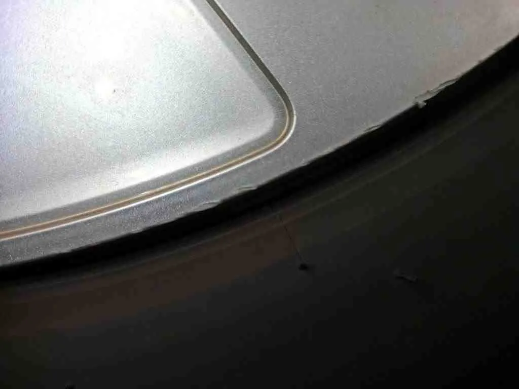 Volkswagen ID.3 — Tampão da roda dianteira direita