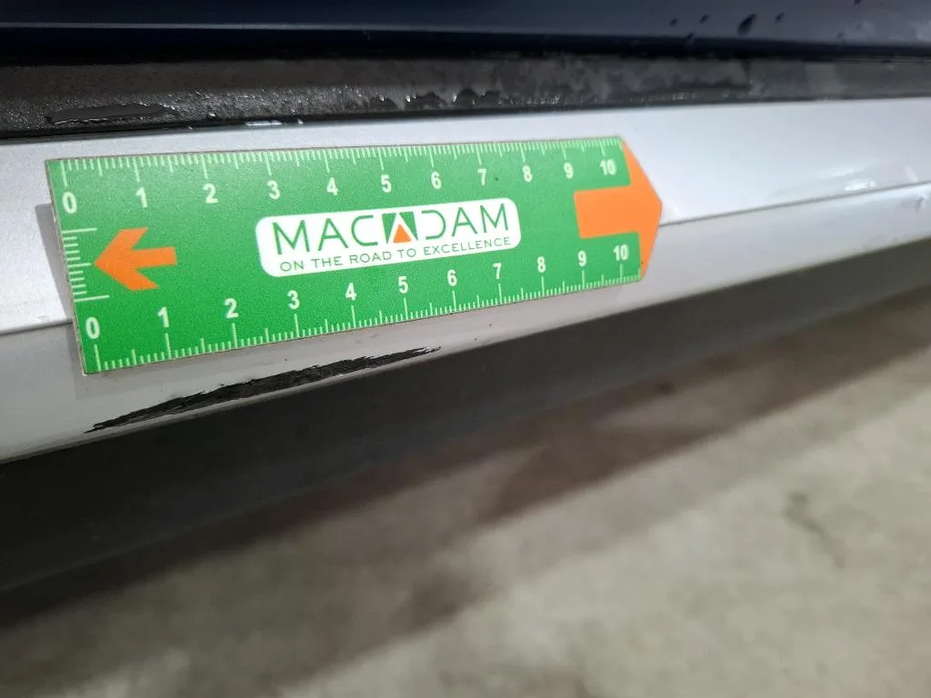 BMW X3 — Moldura da porta dianteira direita