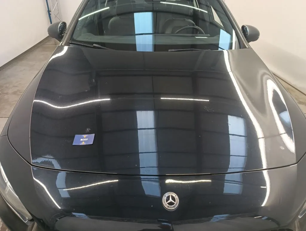 Mercedes-Benz A — Capô dianteiro