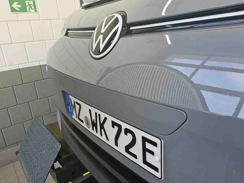 Volkswagen ID.3 — Para-choques dianteiro