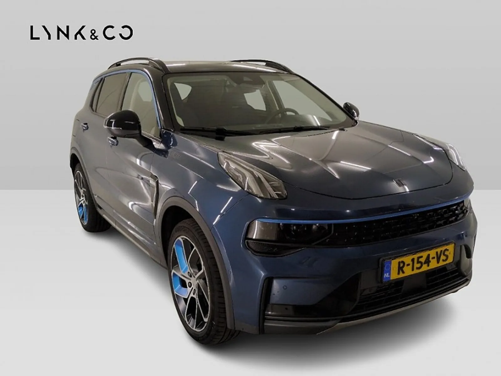 Lynk&Co 01