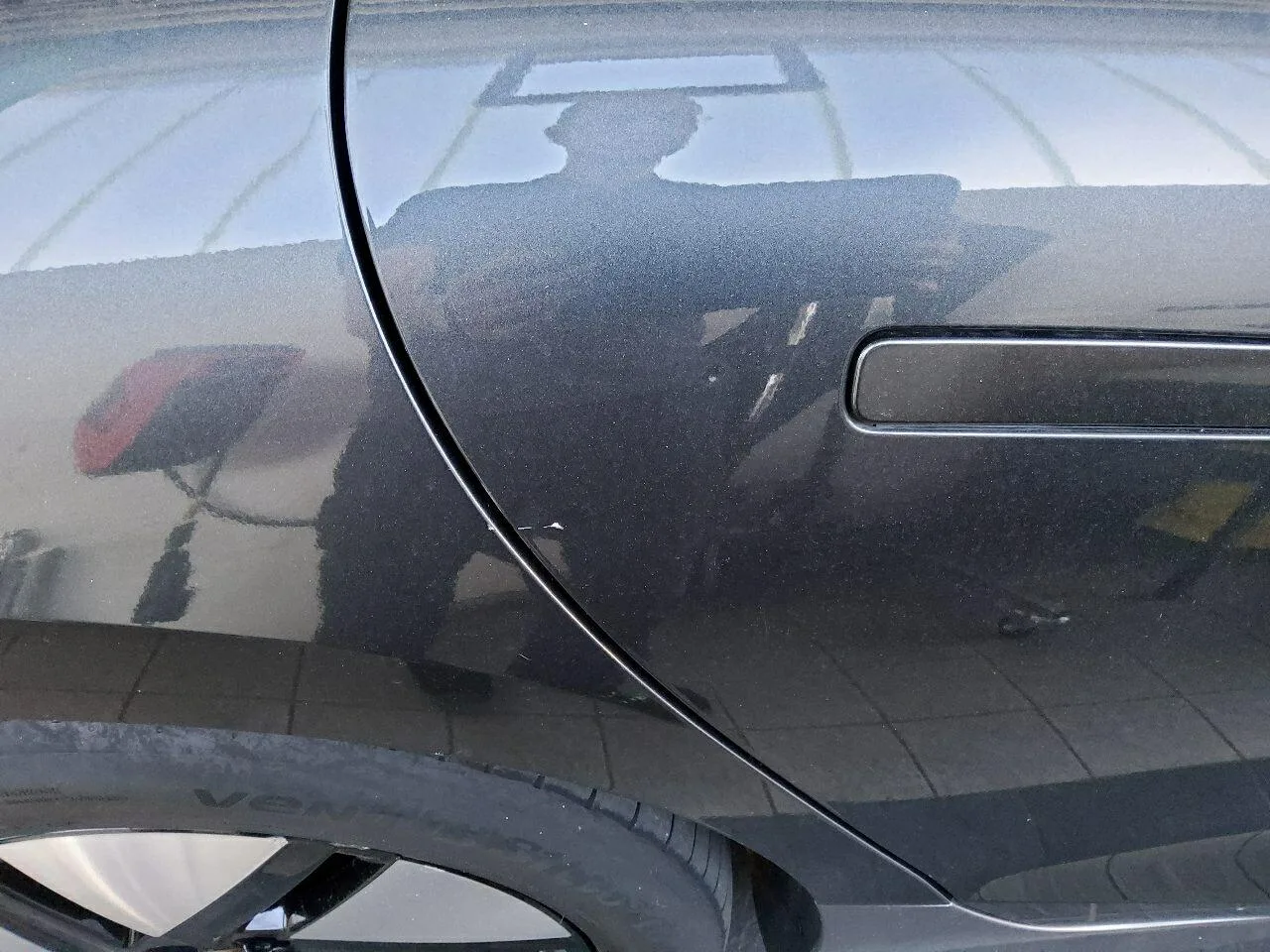 Hyundai Ioniq 6 — Porta traseira direita