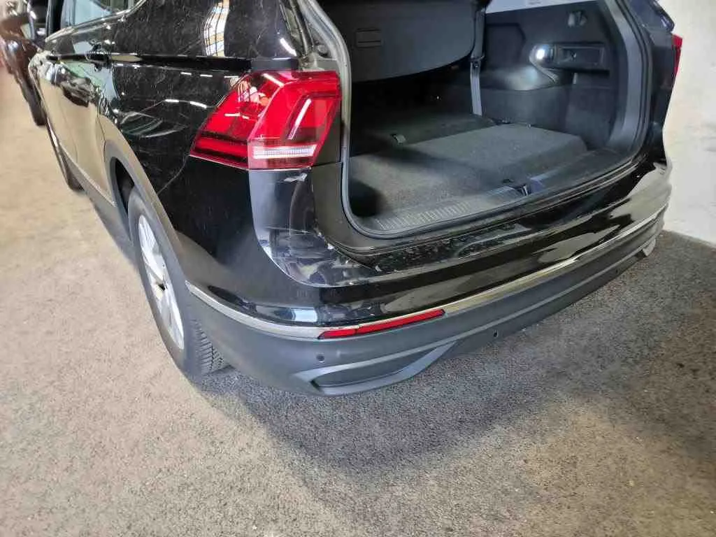 Volkswagen Tiguan — Para-choques traseiro