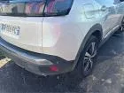 Peugeot 3008 — Guarnição superior da tampa traseira