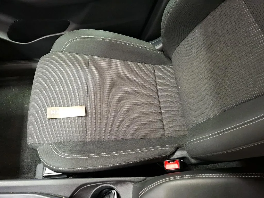 Nissan Qashqai — Interior