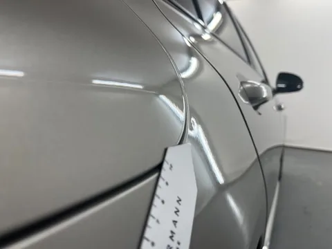 Mercedes-Benz C — Traseira direita