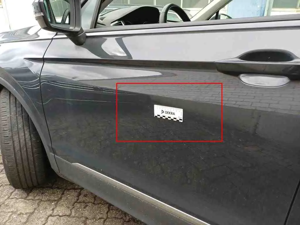 Volkswagen Tiguan — Porta dianteira esquerda