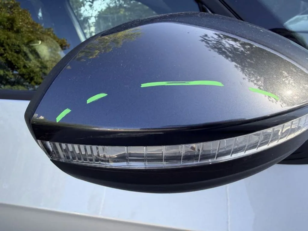 Cupra Born — Cobertura do retrovisor direito