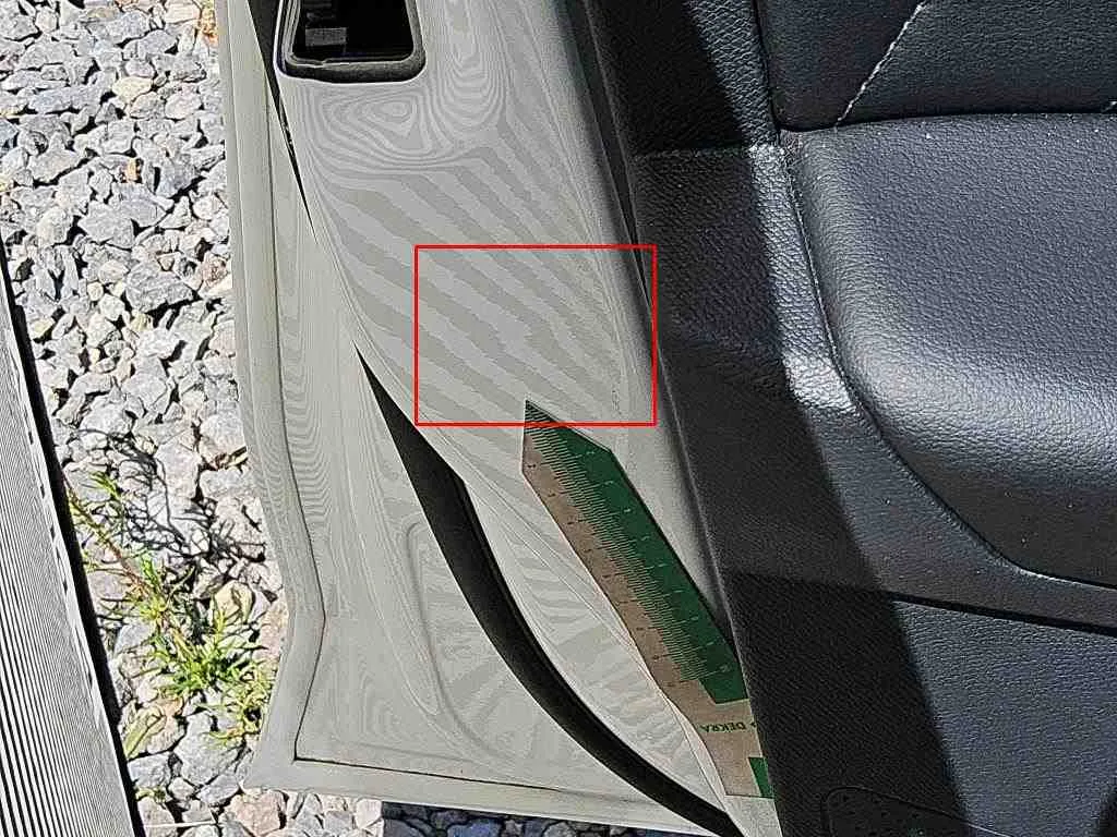 Cupra Leon — Guarnição da porta dianteira esquerda
