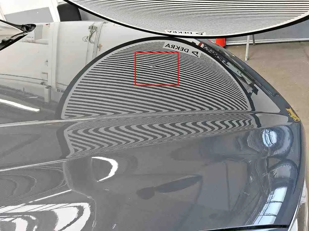 Volkswagen Tiguan — Capot
