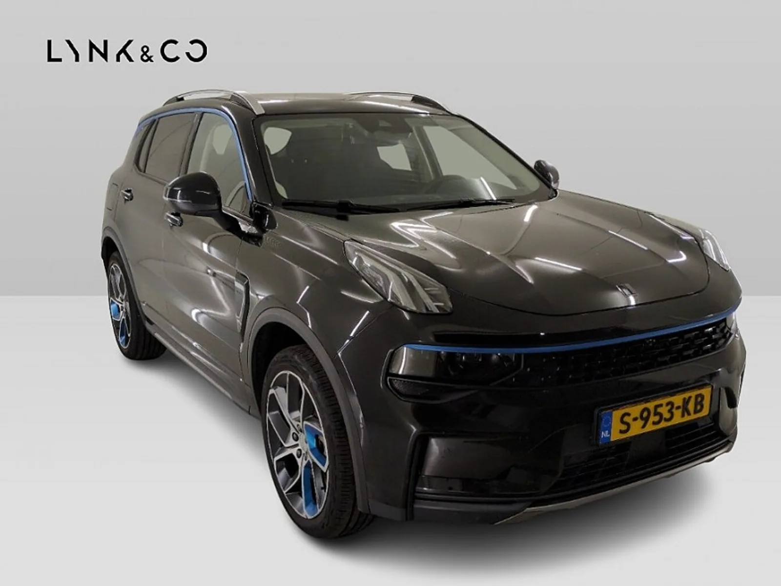 Lynk&Co 01