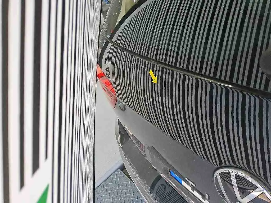 Volkswagen Tiguan — Tampa traseira