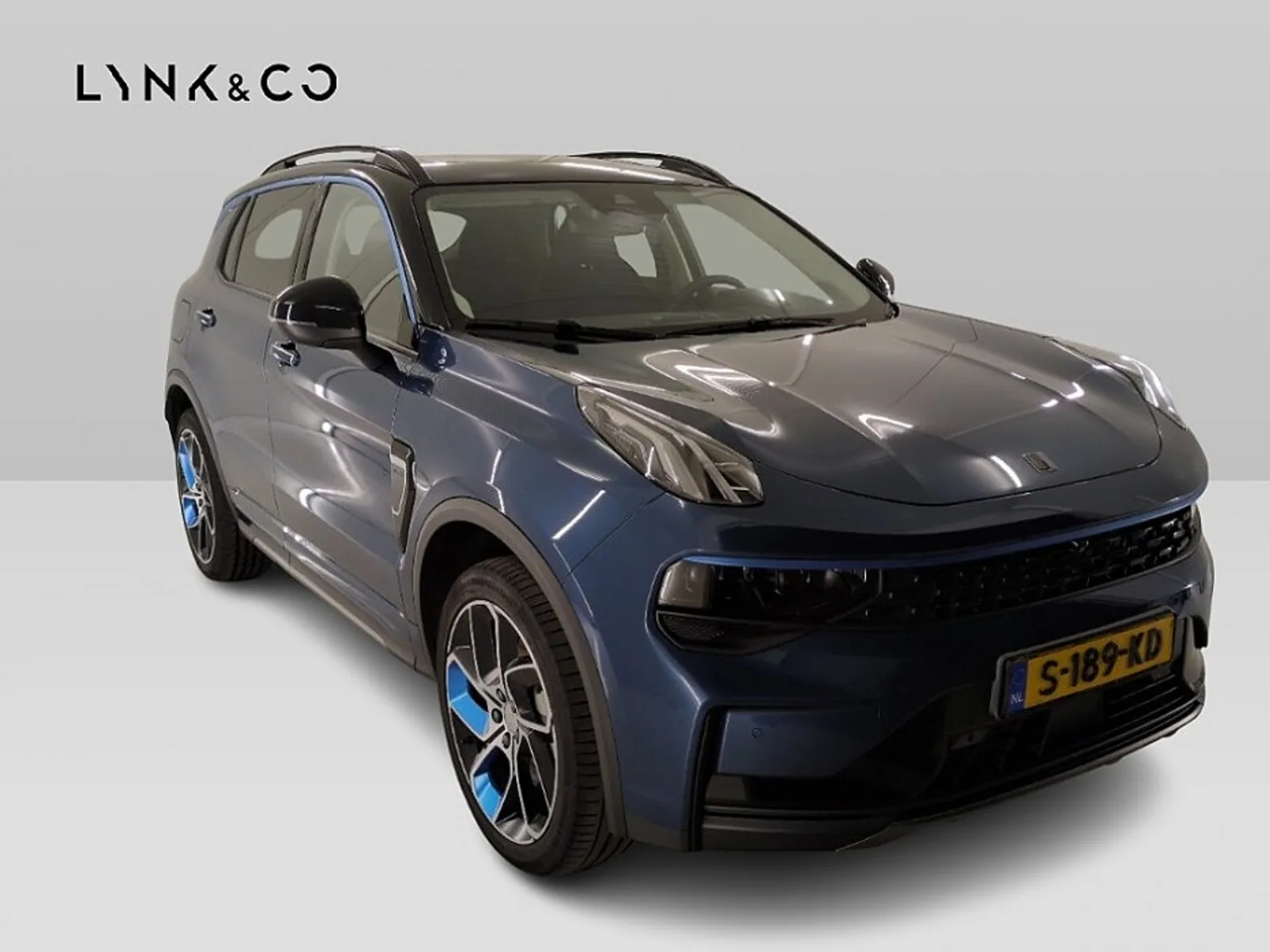 Lynk&Co 01