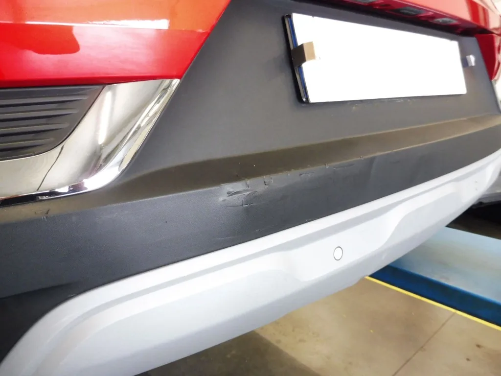 Renault Captur — Para-choques traseiro