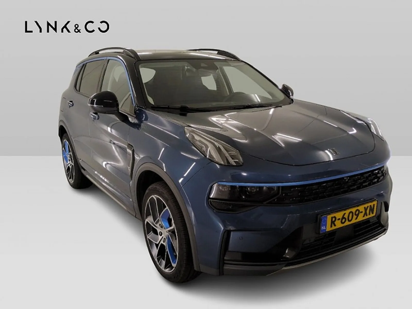 Lynk&Co 01