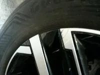Peugeot e-2008 — Tampão de roda traseiro direito (16")