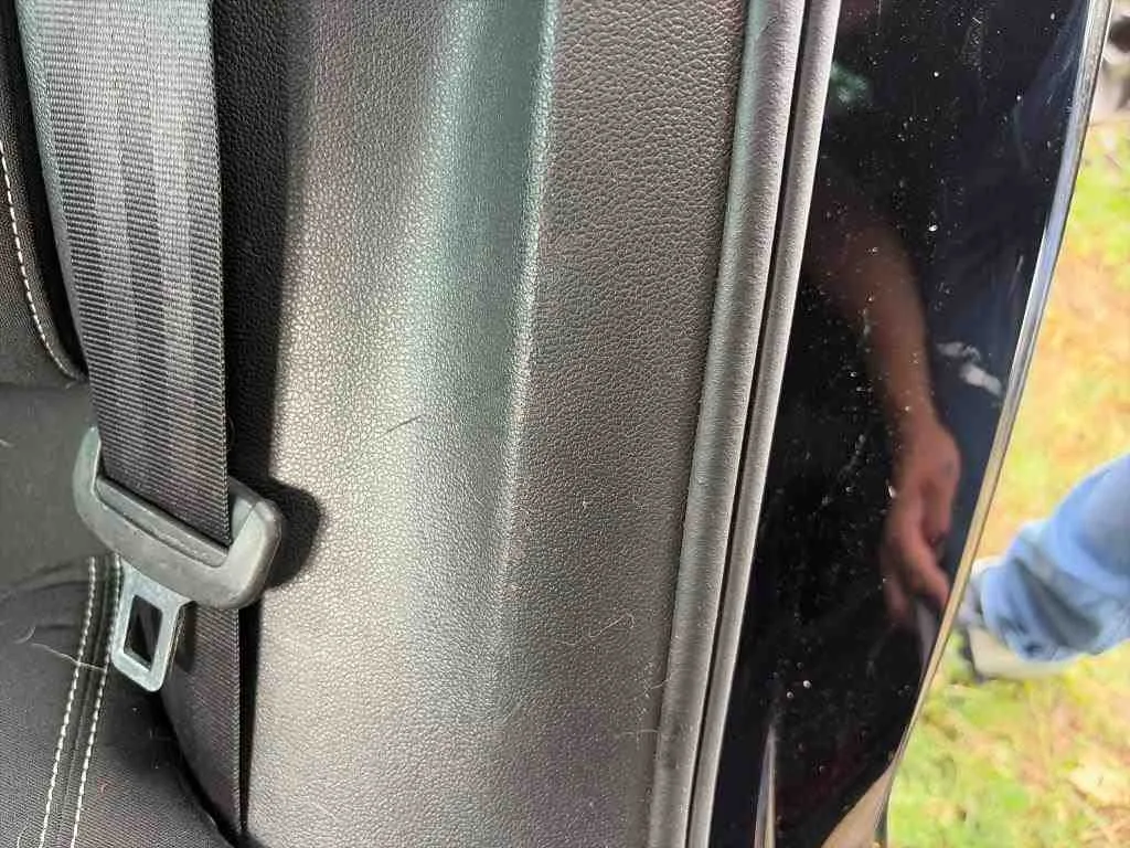 Volkswagen Passat — Soleira da porta traseira esquerda