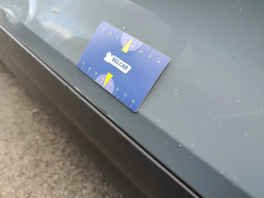 Volvo XC40 — Porta dianteira esquerda