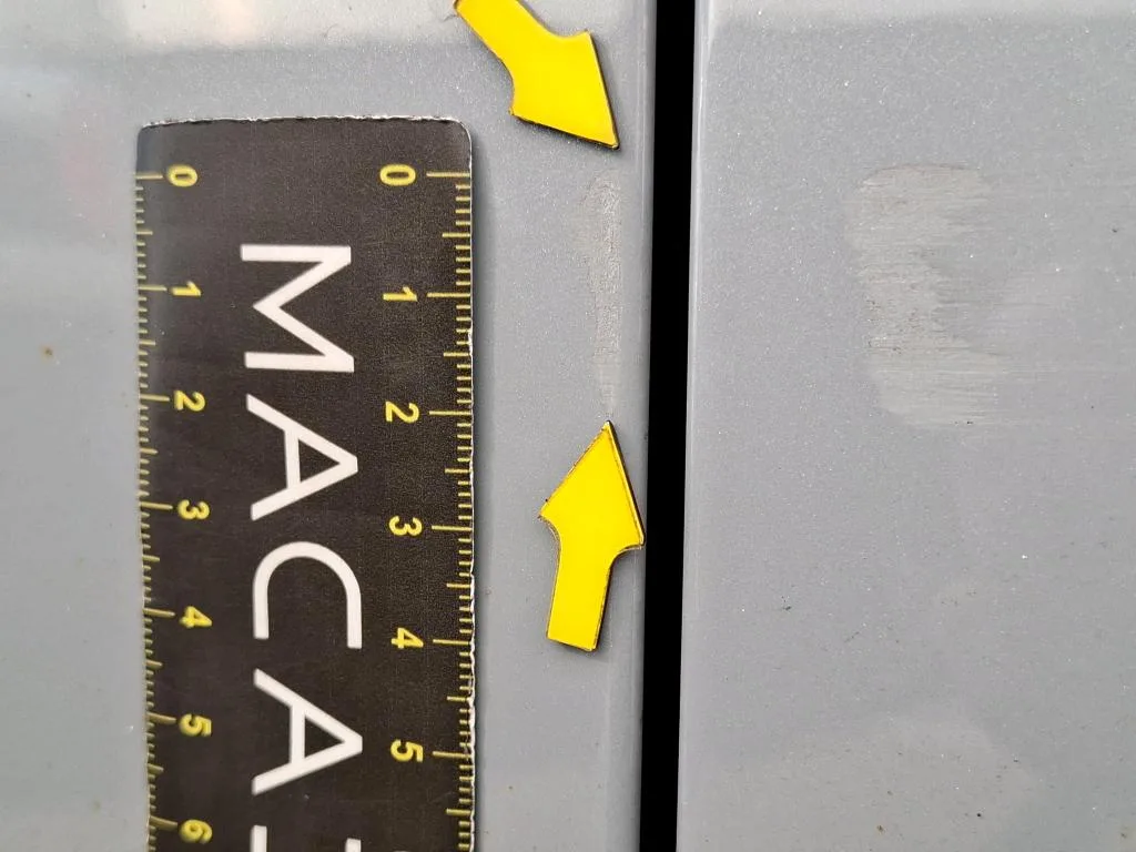 Renault Megane E-Tech — Porta dianteira direita