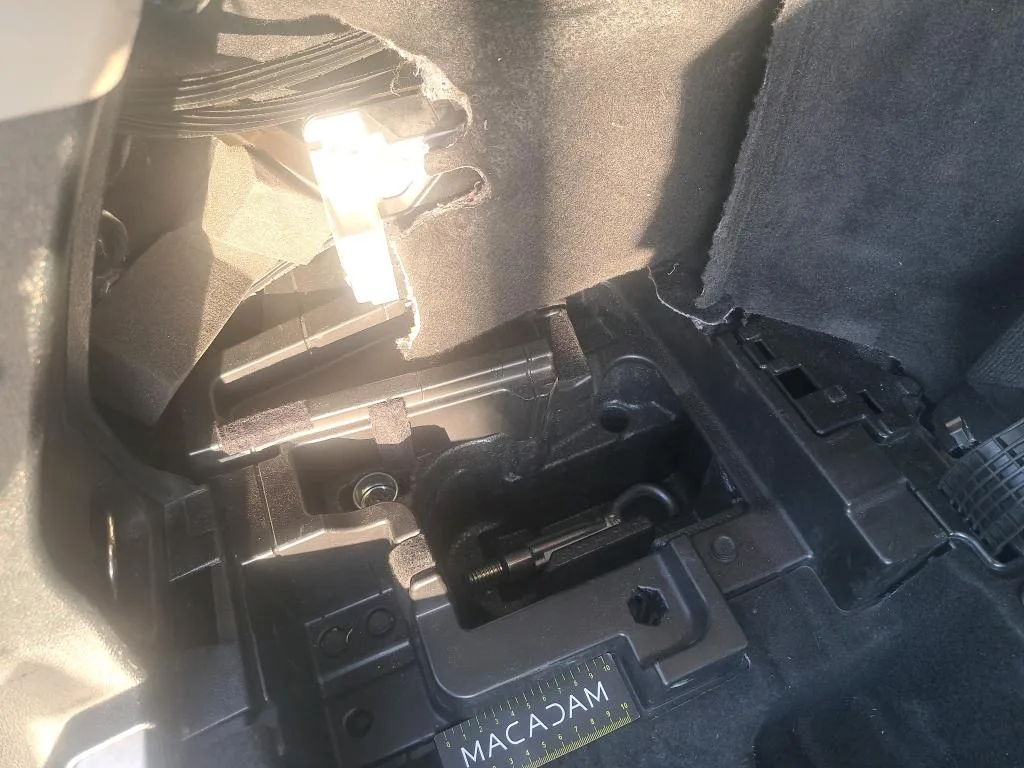 BMW 5 Series — Compressor