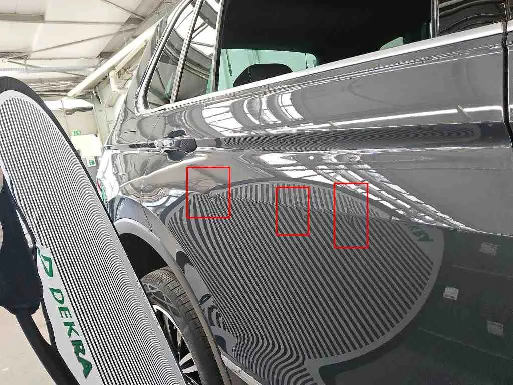 Volkswagen Tiguan — Porta traseira direita
