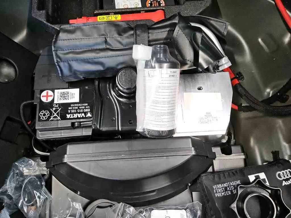 Audi A4 — Kit de reparação de pneus