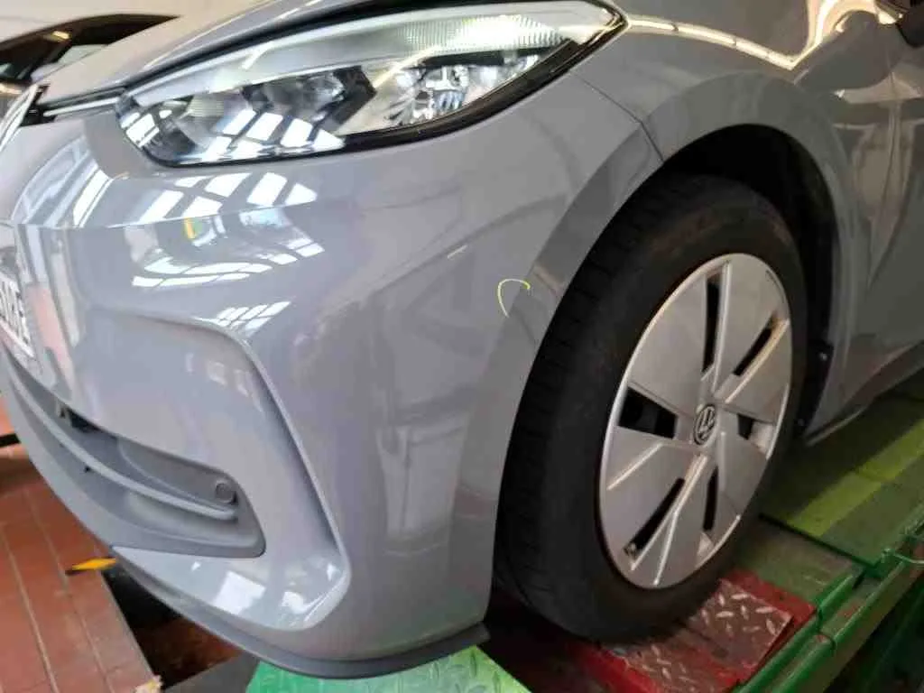 Volkswagen ID.3 — Para-choques dianteiro