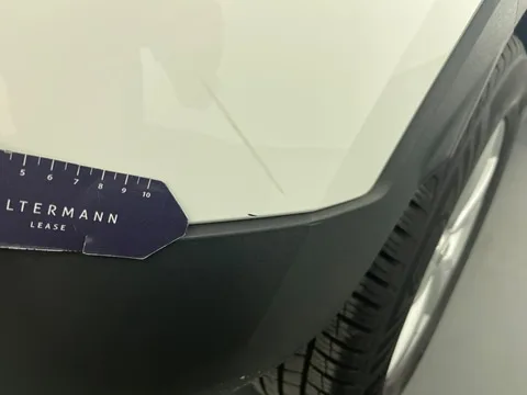Volvo XC40 — Traseira