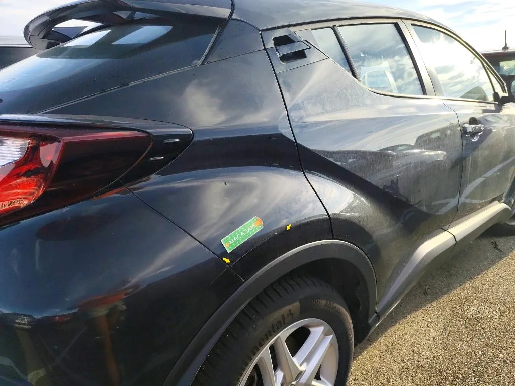 Toyota C-HR — Guarda-lamas traseiro direito