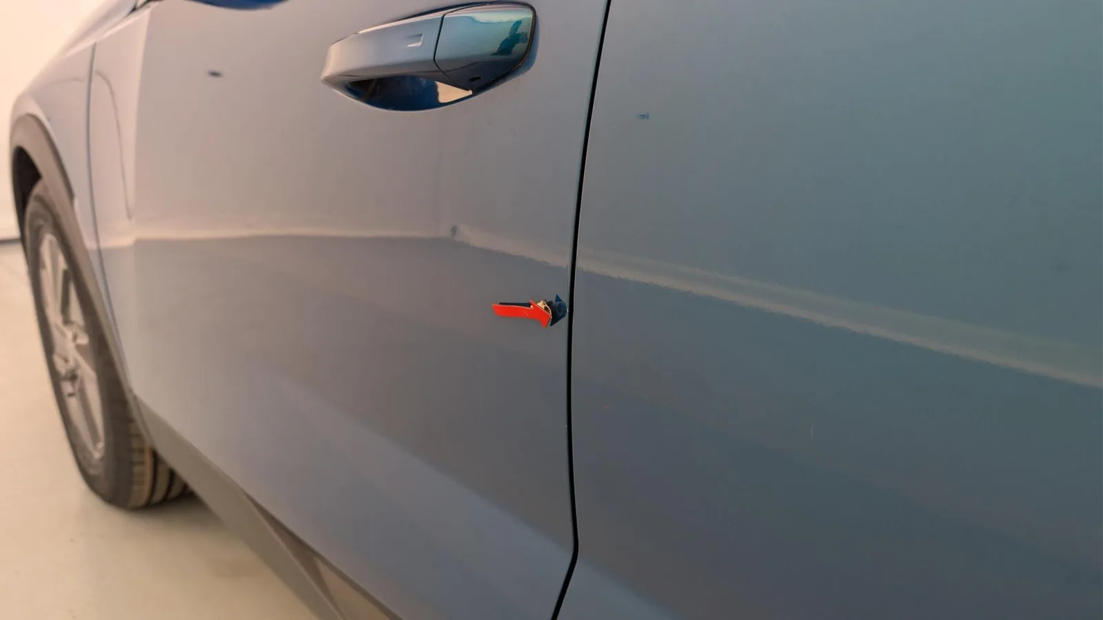 Peugeot 408 — Porta traseira