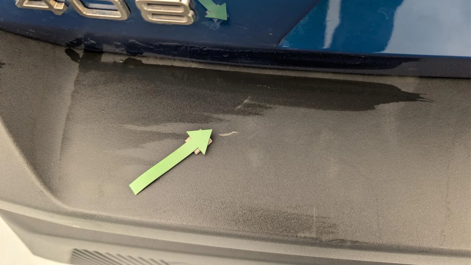Peugeot 408 — Tampa traseira