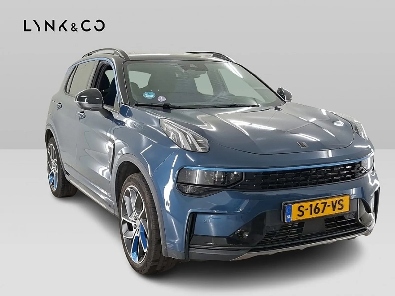 Lynk&Co 01