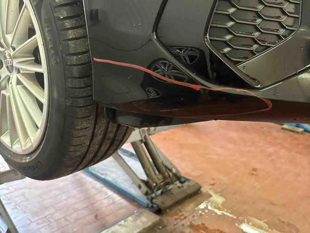Audi A3 — Para-choques dianteiro direito