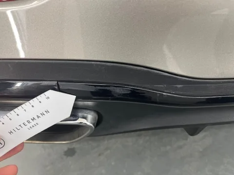 Mercedes-Benz C — Traseira