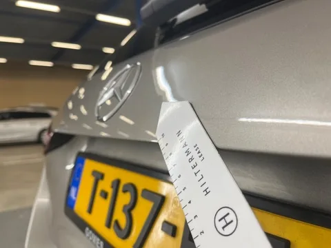Mercedes-Benz C — Traseira