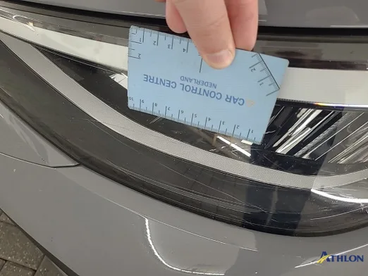 Volkswagen ID.5 — Farol esquerdo